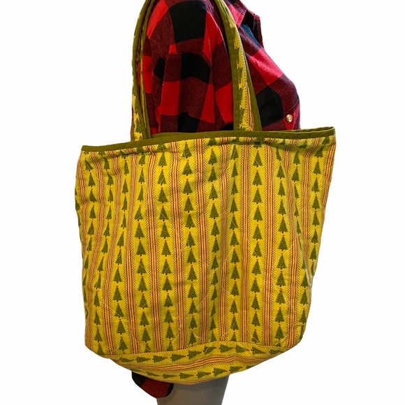 Vintage Christmas Shopping Tote Bag Purse Pine Tree Print Cloth Canvas 20X14” - Picture 1 of 8